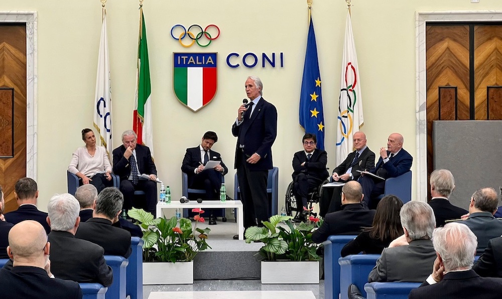 Presentata la ricerca "2050: scenari sul futuro dello sport in Italia". Malagò: "Guardiamo avanti"