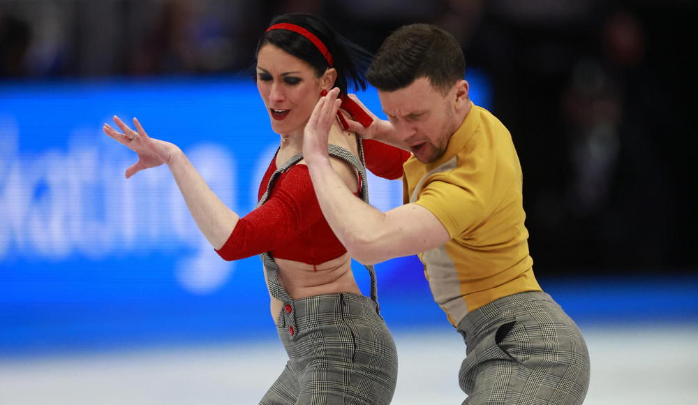 Al via il Grand Prix de France: Guignard e Fabbri impegnati nella danza sul ghiaccio ad Angers Al via il Grand Prix de France: Guignard e Fabbri impegnati nella danza sul ghiaccio ad Angers