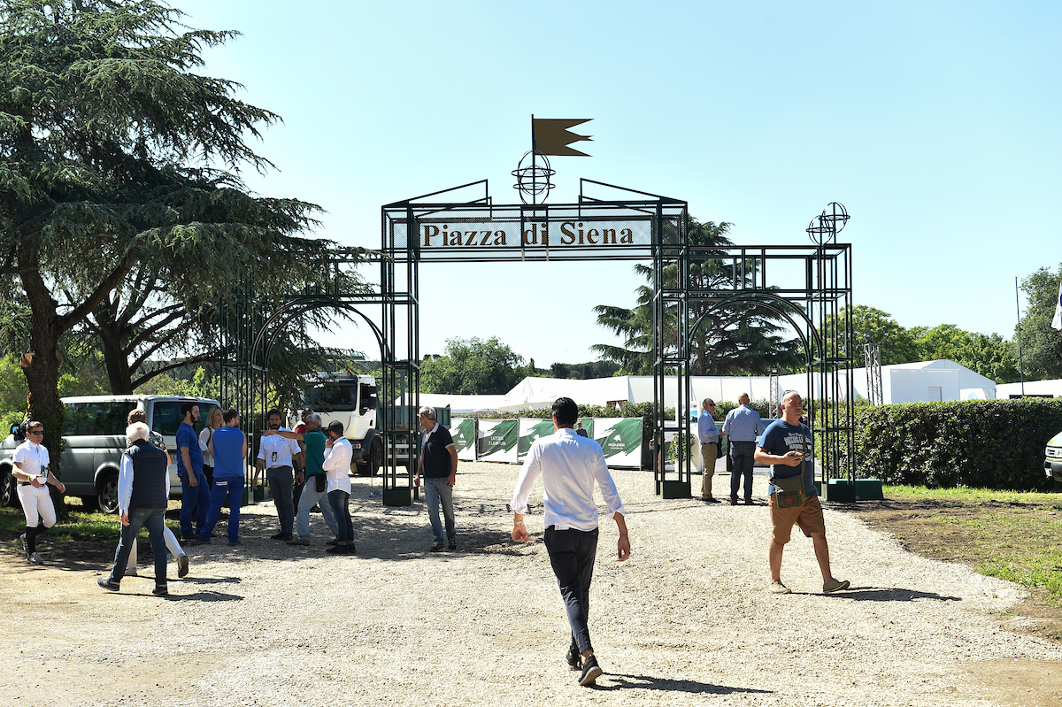 180524 0005 Piazza di Siena Ph Simone Ferraro SFA_2082 copia
