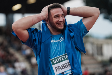 Getto del peso, strepitoso Leonardo Fabbri: 22,88 a Modena, è record mondiale dell'anno   