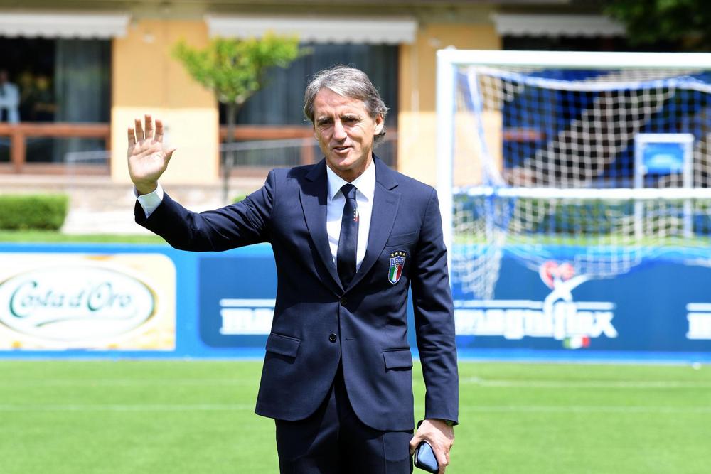 Cinque nuovi azzurri e il ritorno di Balotelli: la "prima" Italia del neo Ct Mancini