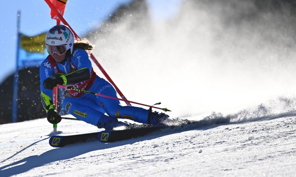 Mondiali, prima medaglia azzurra a Cortina. Marta Bassino oro nel gigante parallelo