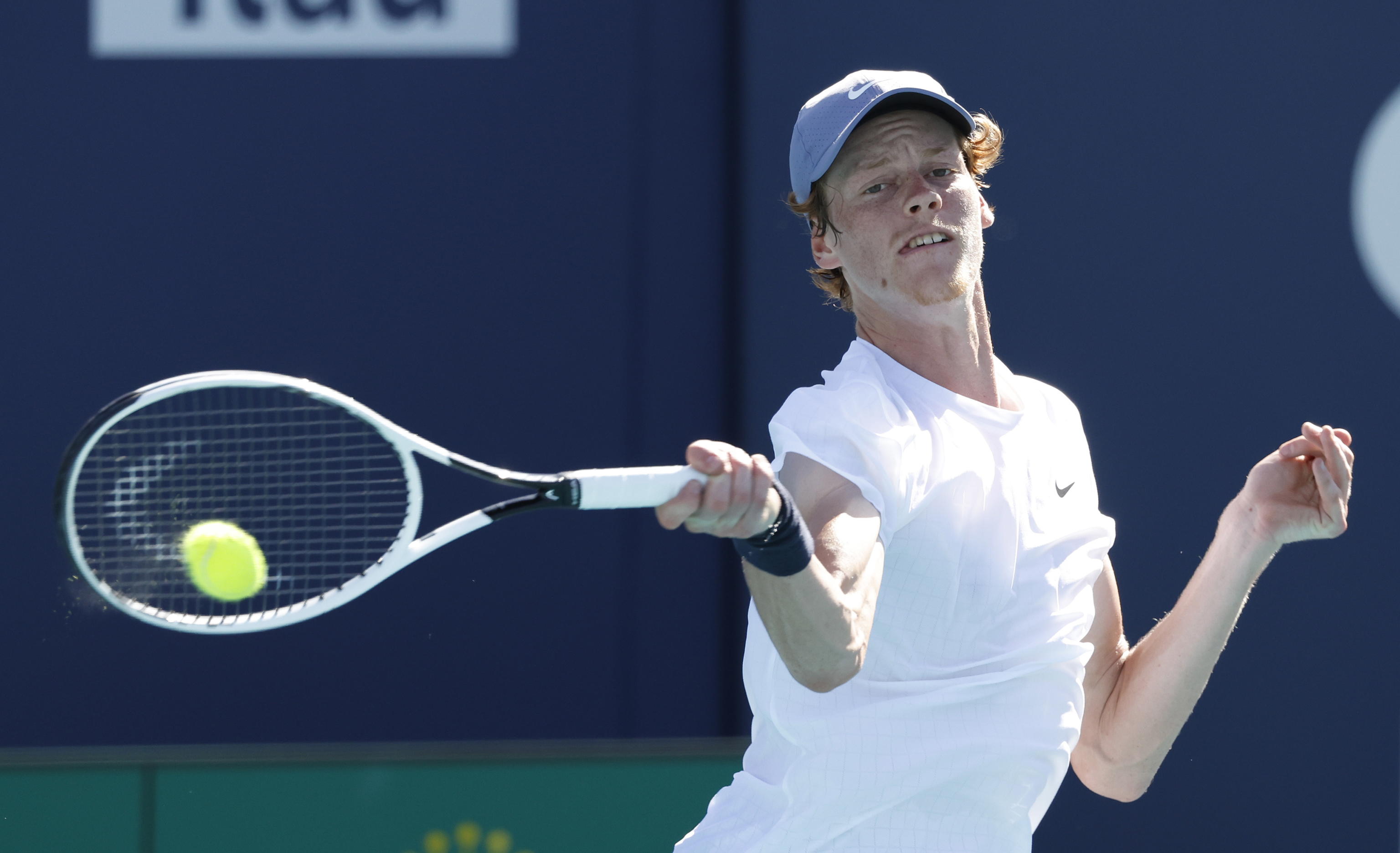 Miami Open, il sogno svanisce in finale ma Sinner è d'applausi. Primo Masters 1000 stagionale a Hurkacz