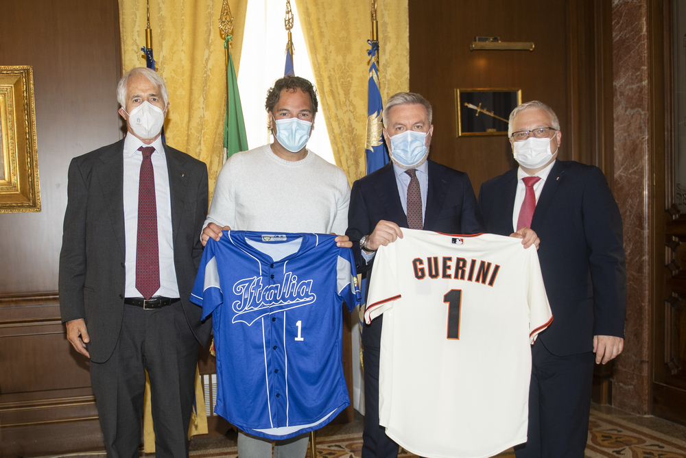 Malagò, il Presidente FIBS Marcon e il manager di Italia Baseball Mike Piazza ricevuti dal Ministro Guerini