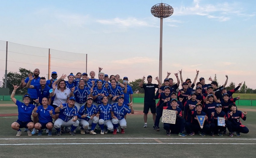 images/1-Primo-Piano-2021/softballtokyo2020d.jpg