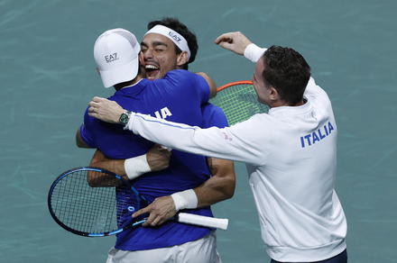 images/1-Primo-Piano-2022/1Bolelli_fognini_Davis_QF.jpg