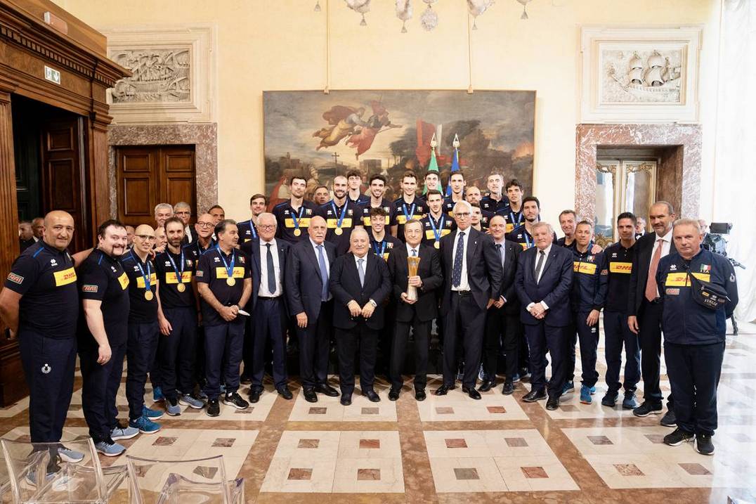 1Foto Chigi