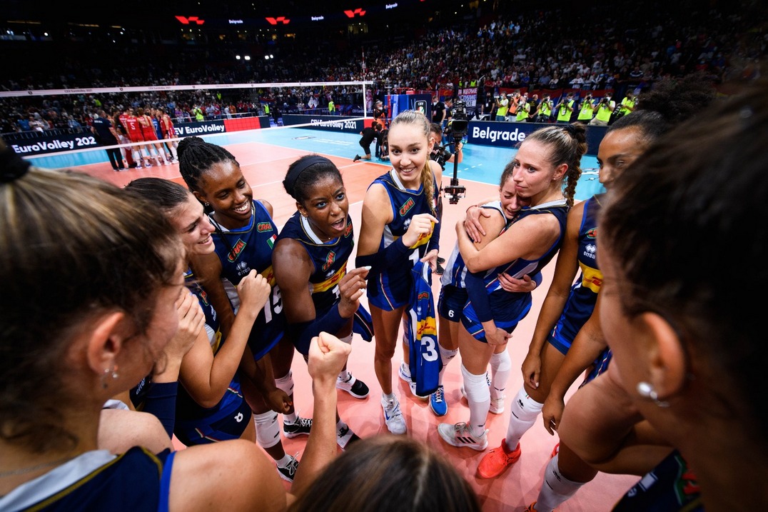 images/1-Primo-Piano-2022/1nazionale_femminile_volley.jpeg