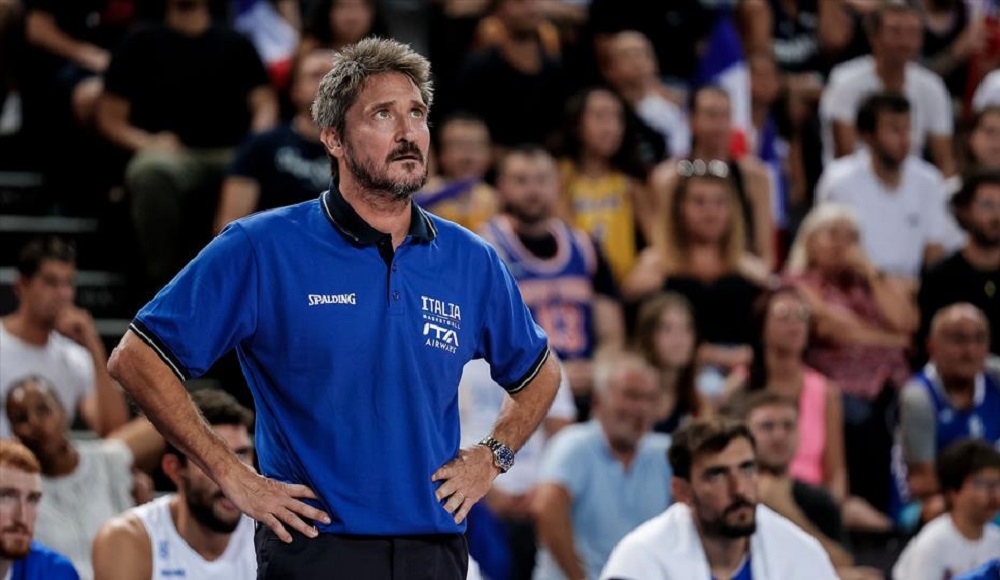 images/1-Primo-Piano-2022/Gianmarco_Pozzecco_Ct_Italbasket.jpg