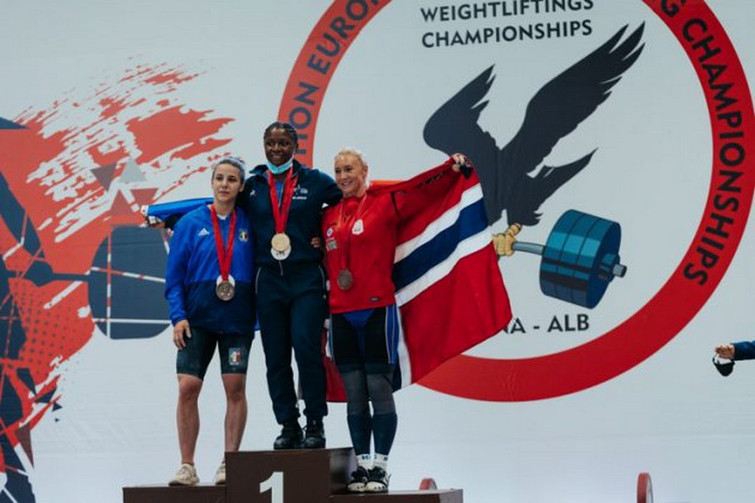 Argento europeo per Lucrezia Magistris. L'azzurra migliora tutti i record italiani nella categoria 59 kg