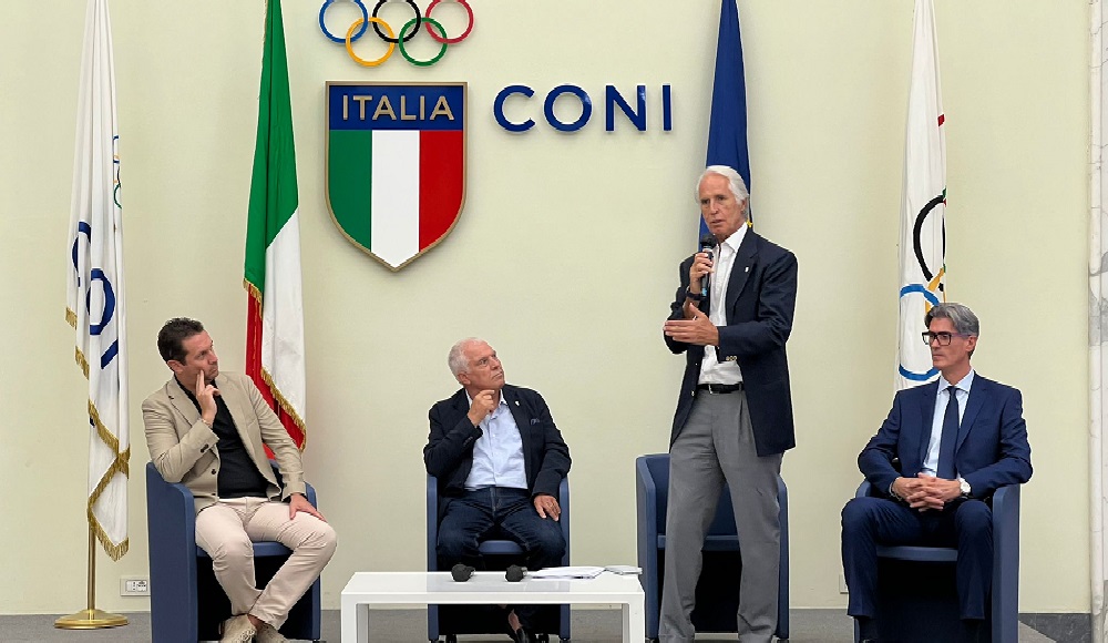 images/1-Primo-Piano-2022/Malagò_presentazione_Trofeo_Coni.jpg