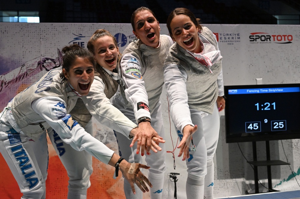 Francia battuta 45-25, il fioretto femminile azzurro è sul tetto d'Europa