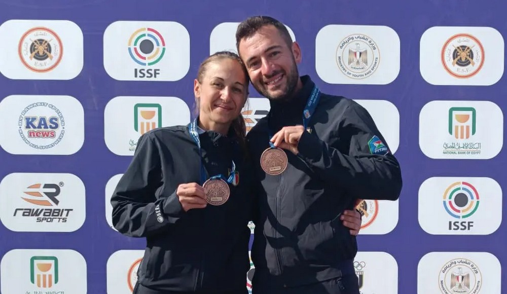 Coppa del Mondo: Gabriele Rossetti e Simona Scocchetti terzi nello skeet misto al Cairo