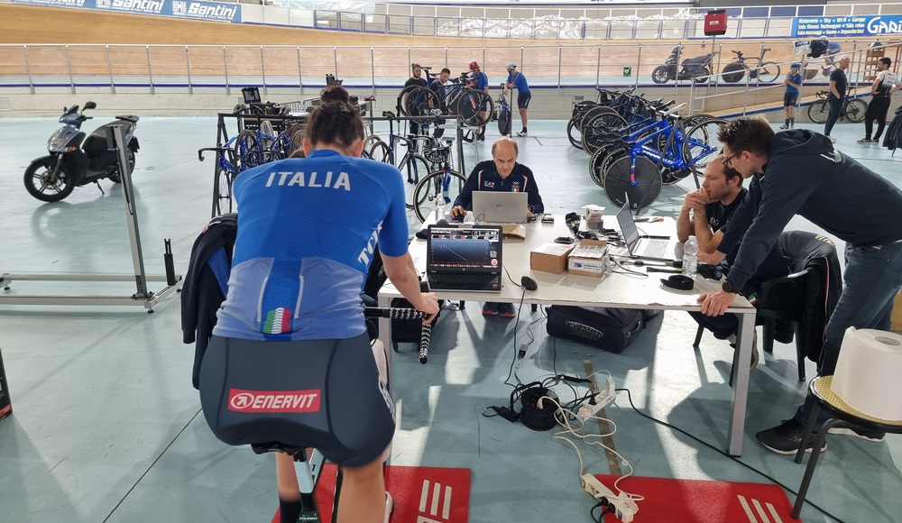 images/1-Primo-Piano-2023/Ciclismo_su_pista_test.jpg