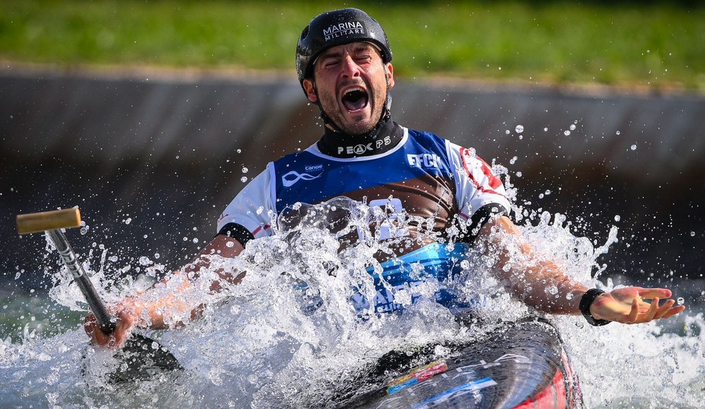 Raffaello Ivaldi splende nel bacino olimpico: trionfo del C1 azzurro nella finale di Coppa del Mondo