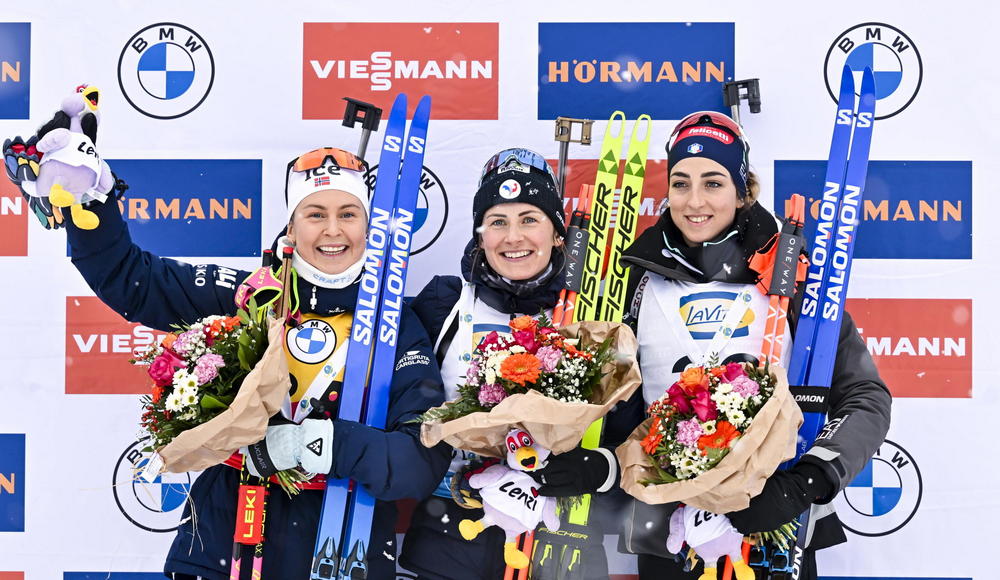 Lisa Vittozzi ritrova il podio in Coppa del Mondo: terza nella sprint di Lenzerheide