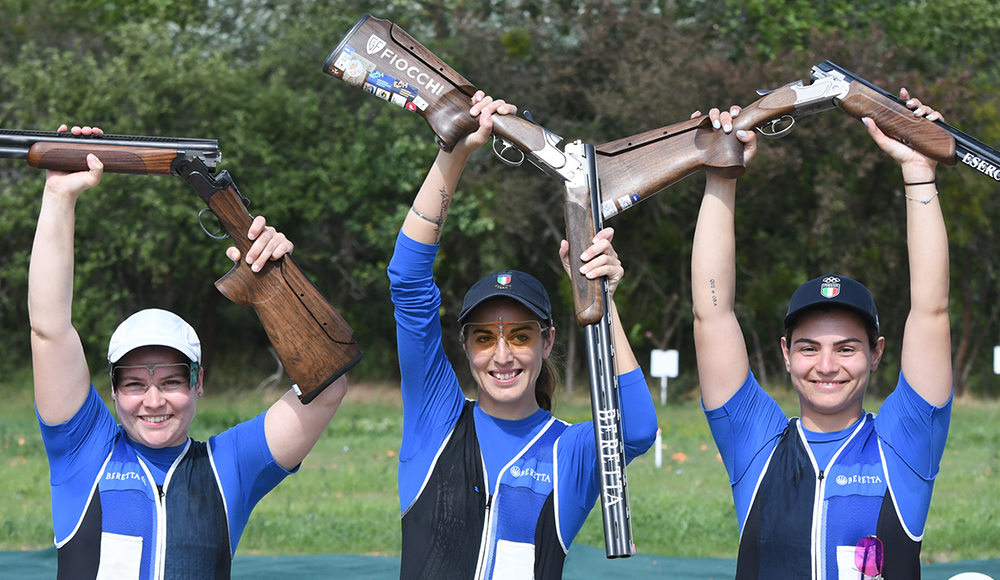 Tiro a volo: Rossi, Grassia e Stanco vincono la prova a squadre di trap femminile