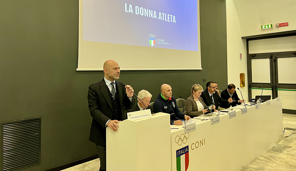 images/1-Primo-Piano-2023/Pastore_seminario_donne.jpg