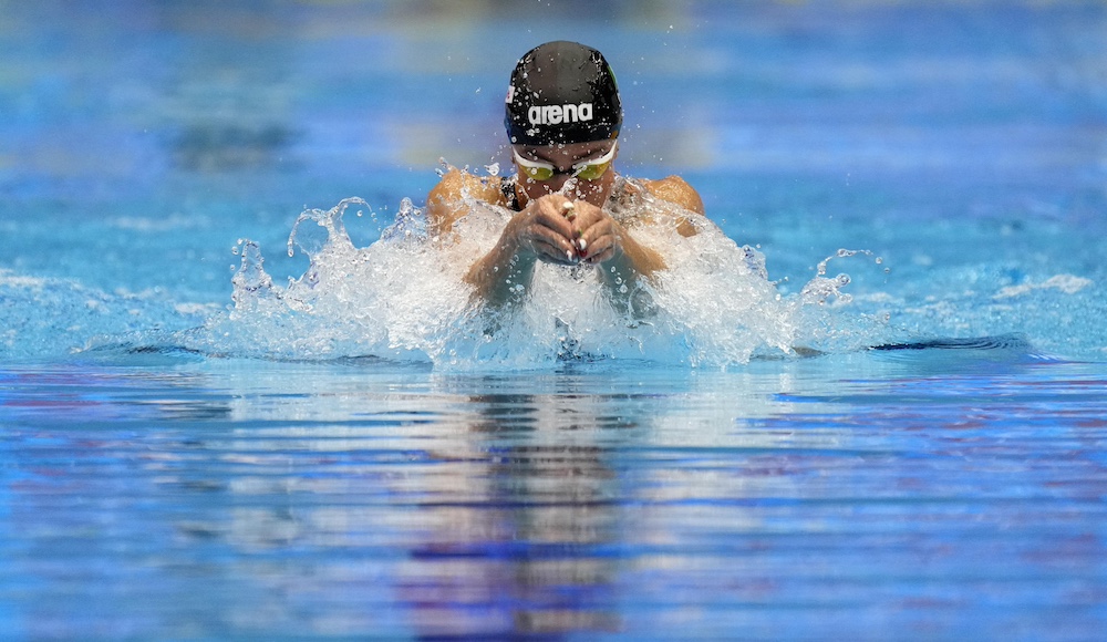 Campionati Italiani Assoluti: carta olimpica per Lisa Angiolini nei 100 rana e Leonardo Deplano nei 50 stile