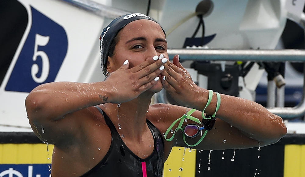 Quadarella conquista titolo mondiale nei 1500 stile e pass olimpico. Razzetti a Parigi anche nei 200 farfalla