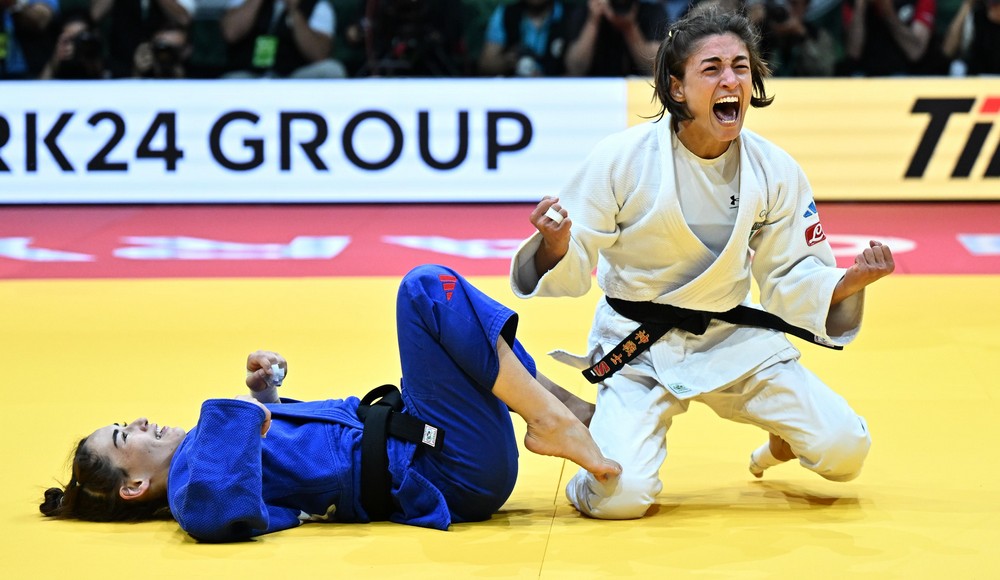 Assunta Scutto conquista l'oro ai Mondiali di Budapest: storico successo per l'Italia nei -48 kg Assunta Scutto conquista l'oro ai Mondiali di Budapest: storico successo per l'Italia nei -48 kg