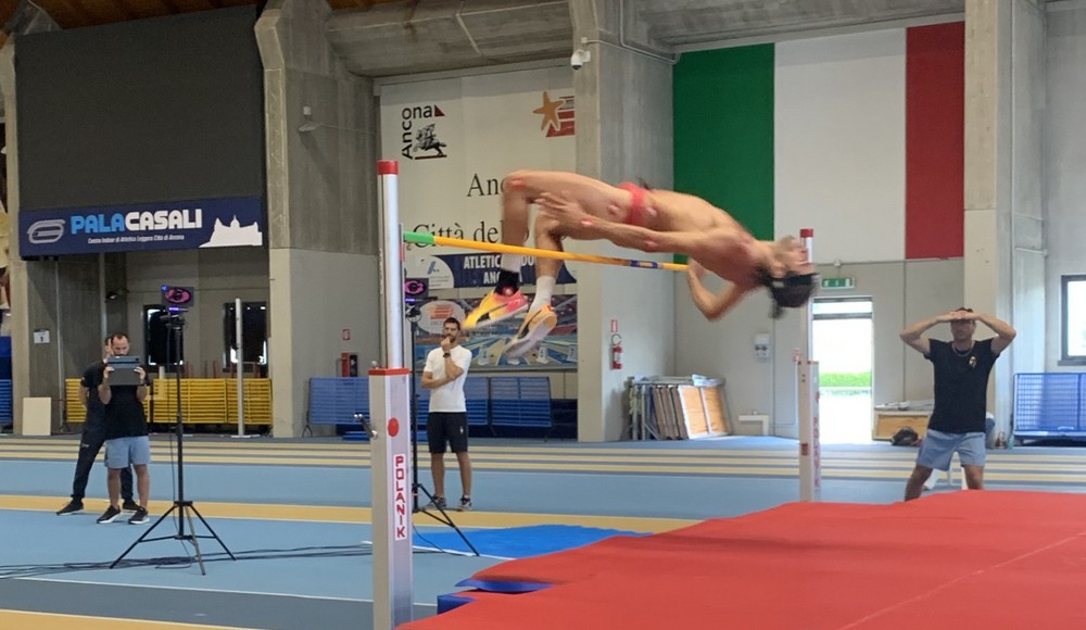 Salto in alto: Gianmarco Tamberi al PalaCasali di Ancona per una sessione di test biomeccanici