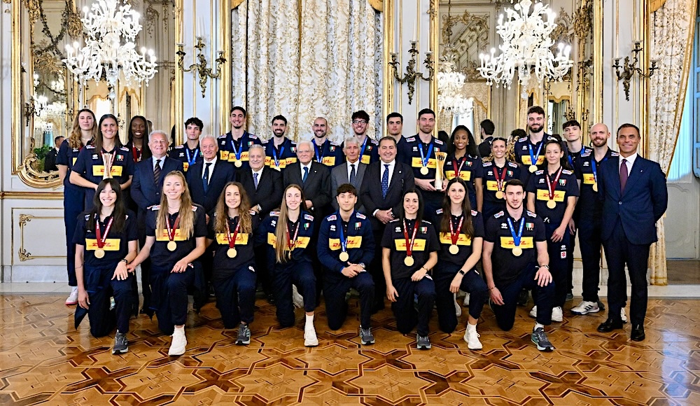 Mattarella pays tribute to Italy’s volleyball world champions: “The nation is grateful to you”