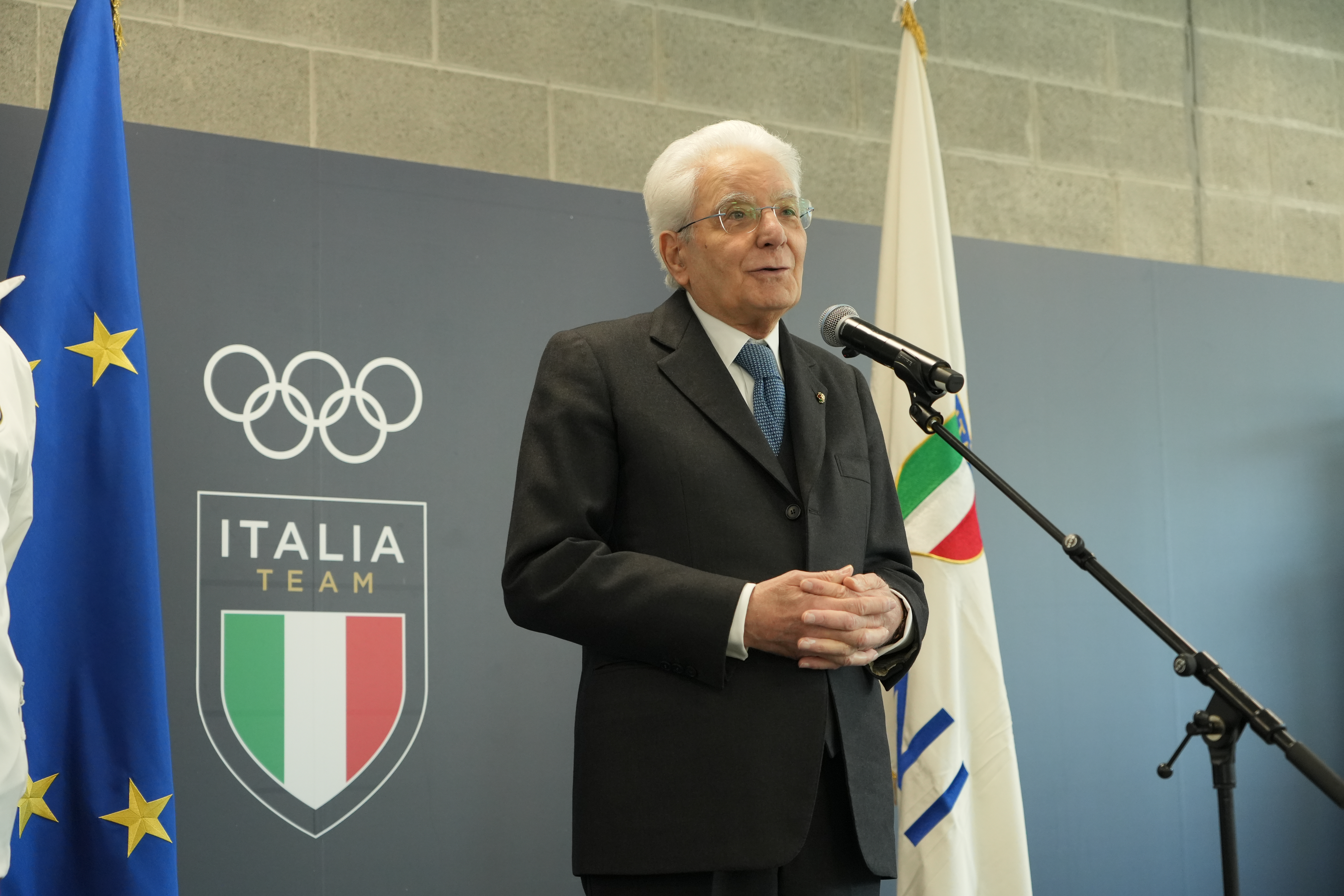 Mattarella e Meloni alla cerimonia di apertura di Taranto 2026