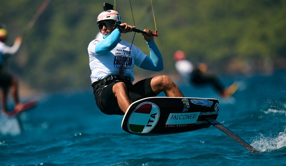 Formula kite: Riccardo Pianosi termina terzo in Turchia e firma il quinto podio di fila agli Europei