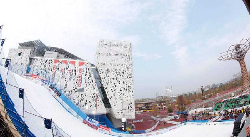 Snowboard e Freestyle a Milano dal 10 al 19 novembre sotto l'Albero della Vita al parco EXPerience
