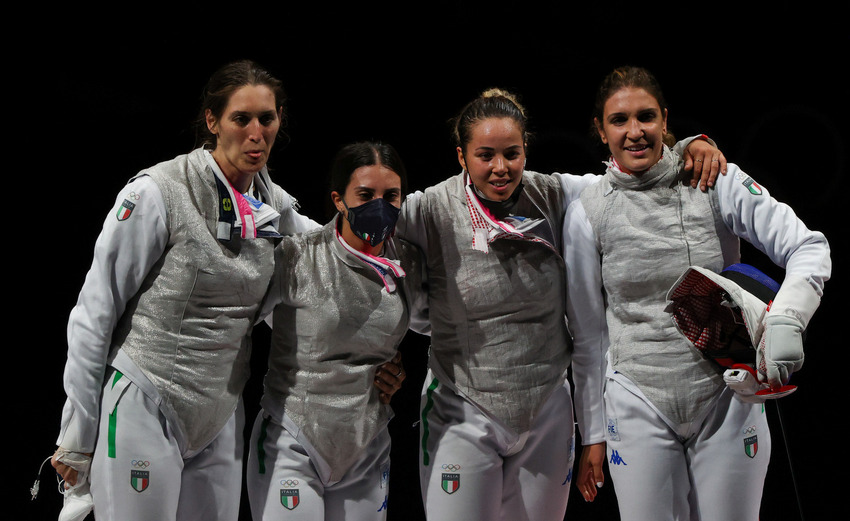 Un bronzo per non perdere l’abitudine del podio. Le azzurre del fioretto a squadre battono gli USA 