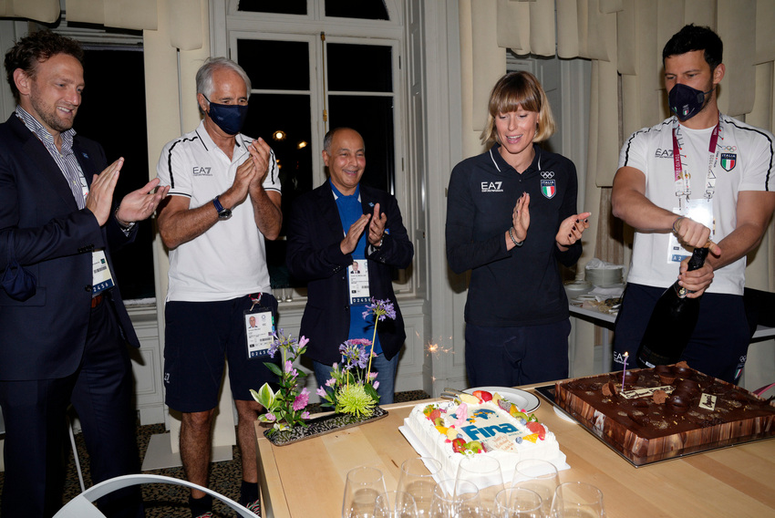 Casa Italia festeggia la Pellegrini, 33 volte auguri Fede!