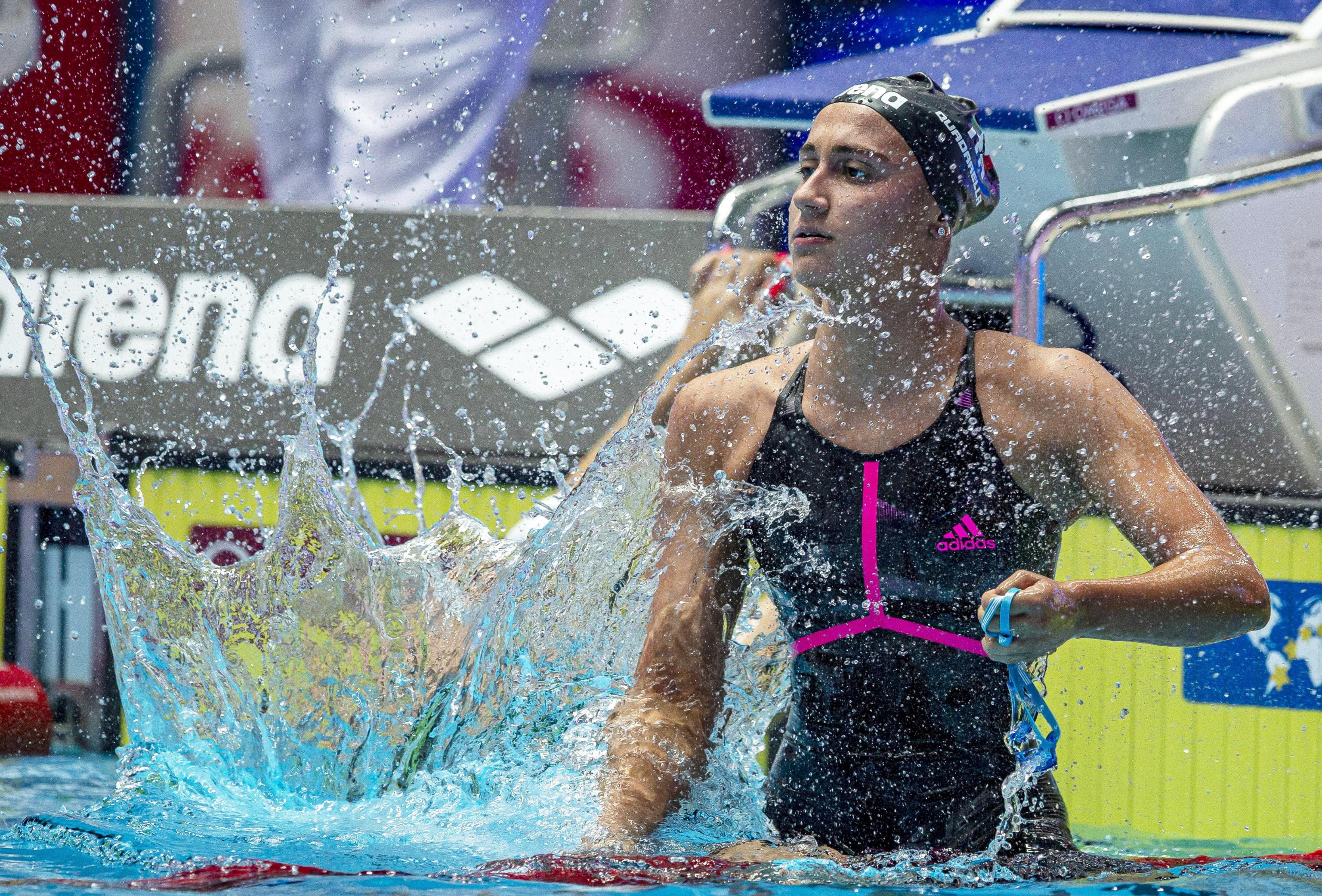 Simona Quadarella da urlo: è oro nei 1500 sl ai Mondiali di Gwanju. Carraro di bronzo nei 100 rana