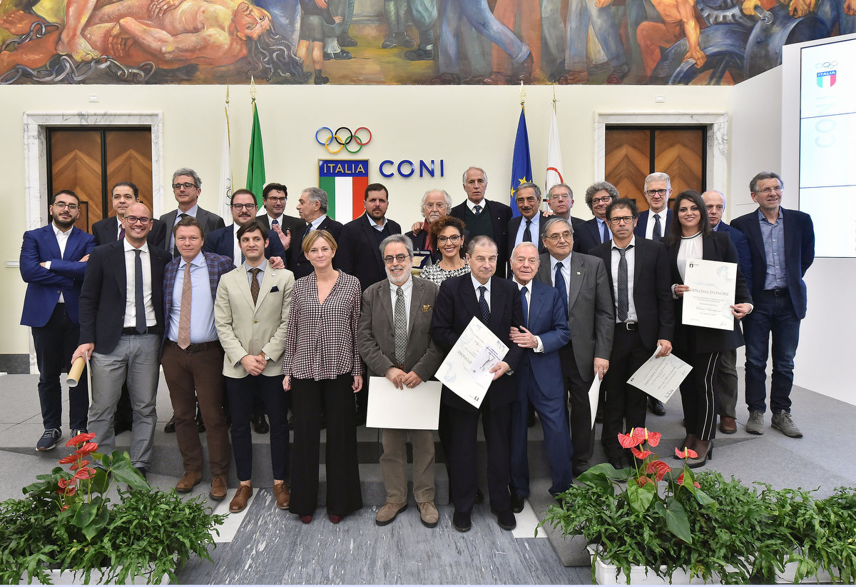 Premiati i vincitori dei Concorsi Letterari, Sportivi e Giornalistici. Malagò: tradizione vincente