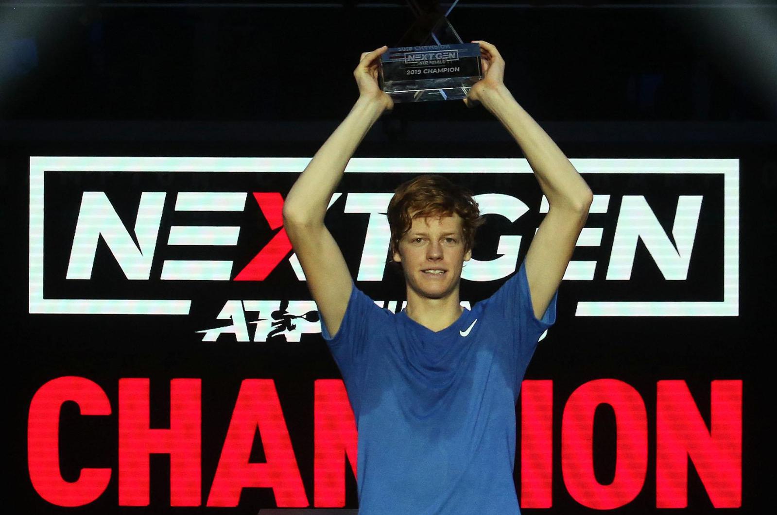 Che capolavoro Sinner! Domina in finale De Minaur e vince la terza edizione Next Gen ATP Finals