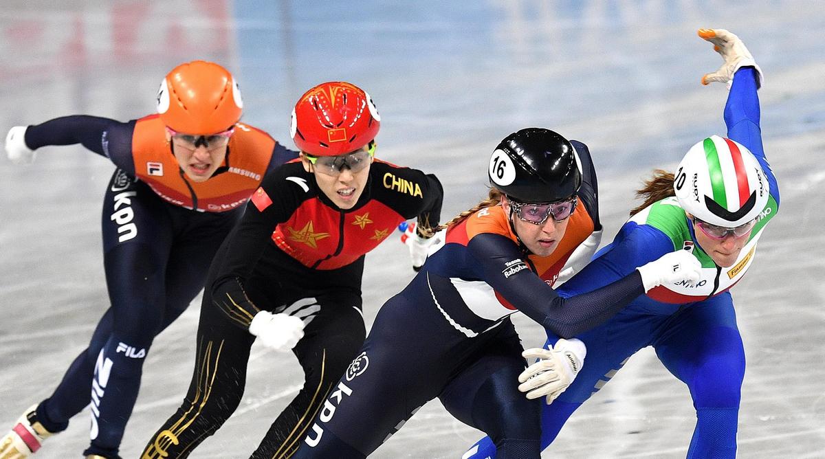 Martina Valcepina seconda nei 500 metri in Coppa del Mondo a Montreal. Staffetta ai piedi del podio