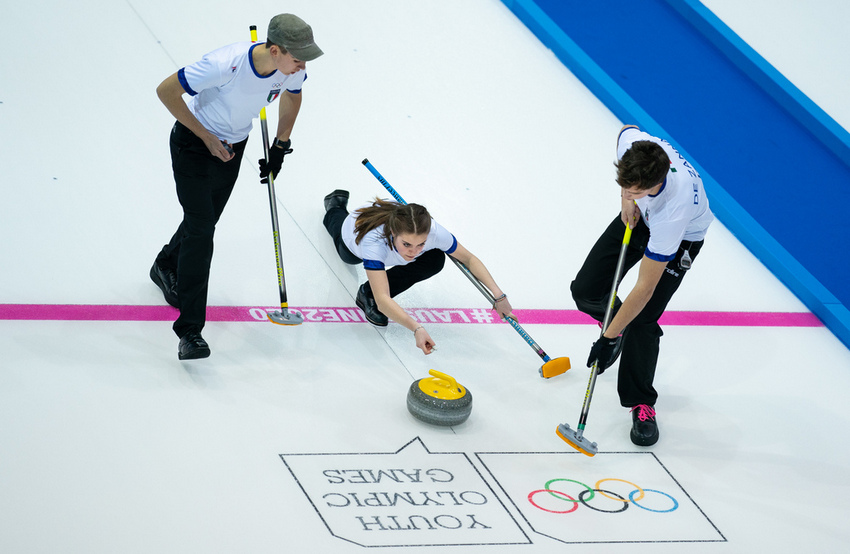 images/1Primo_Piano_2020/curlinglosanna2020.jpeg