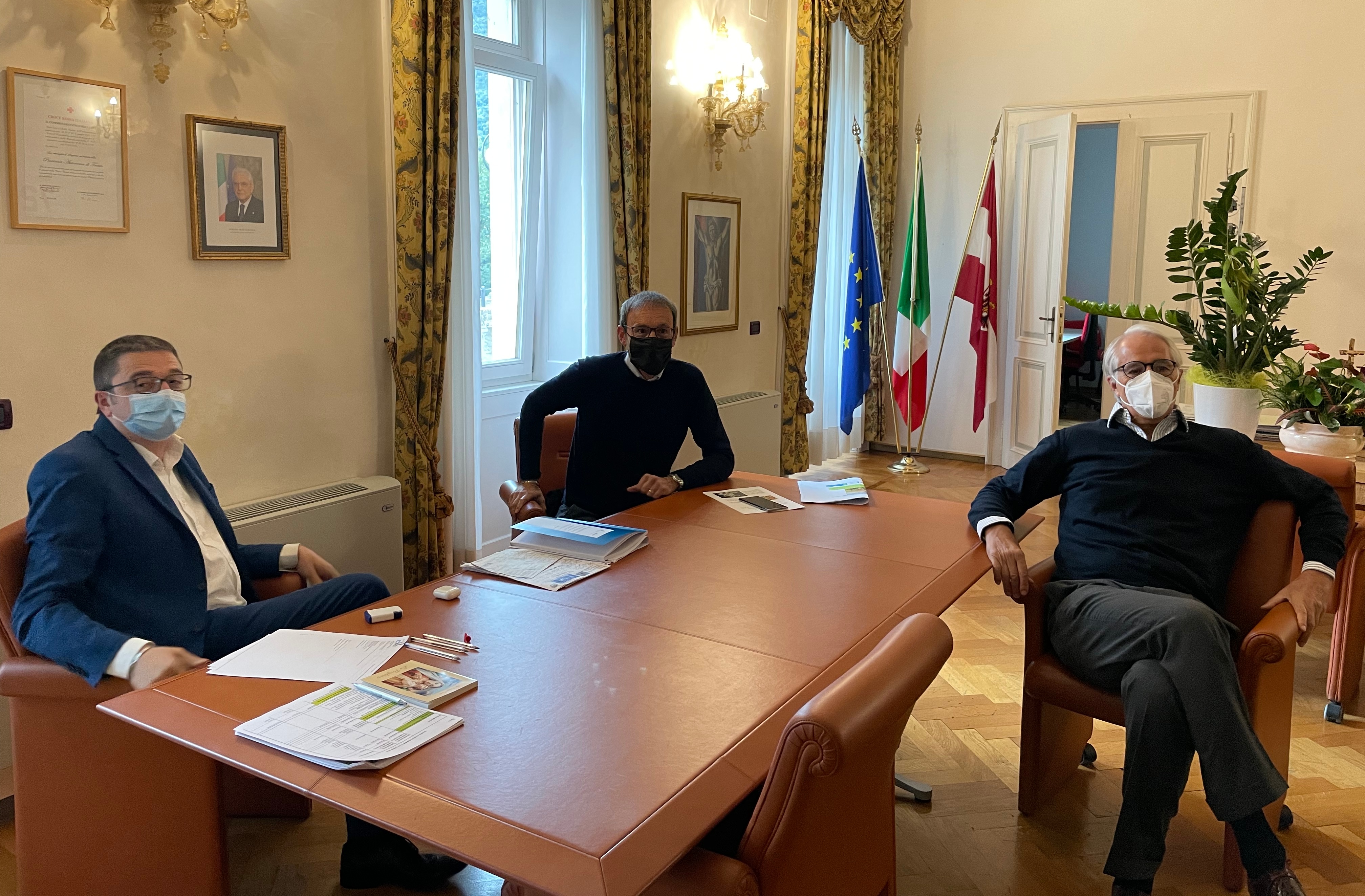 Malagò incontra il Presidente Fugatti al Palazzo della Provincia di Trento 