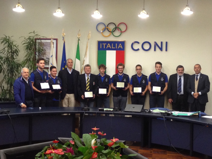 Malagò e Fabbricini premiano con Medugno gli azzurri Campioni del Mondo under 20 di Bridge