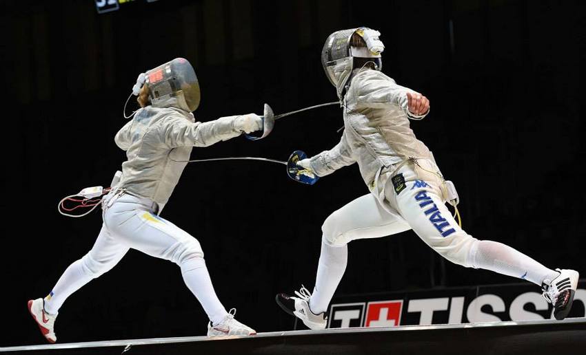 Sciabola femminile azione 2