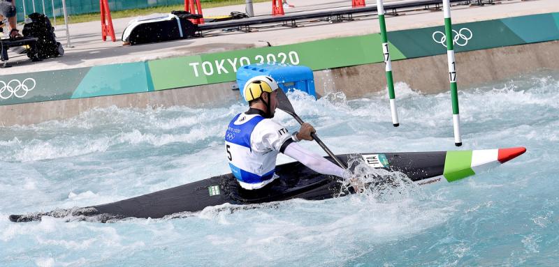 CANOA M de GENNARO foto Simone Ferraro GMT SFE_9131 copia CANOA M de GENNARO foto Simone Ferraro GMT SFE_9131 copia