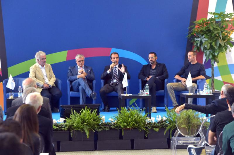 50anniscuolasportversotokiomezzelanigmt197 50anniscuolasportversotokiomezzelanigmt197