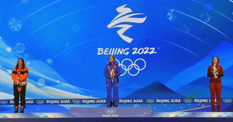 premiazione arianna fontana  foto mezzelani gmt030 premiazione arianna fontana  foto mezzelani gmt030