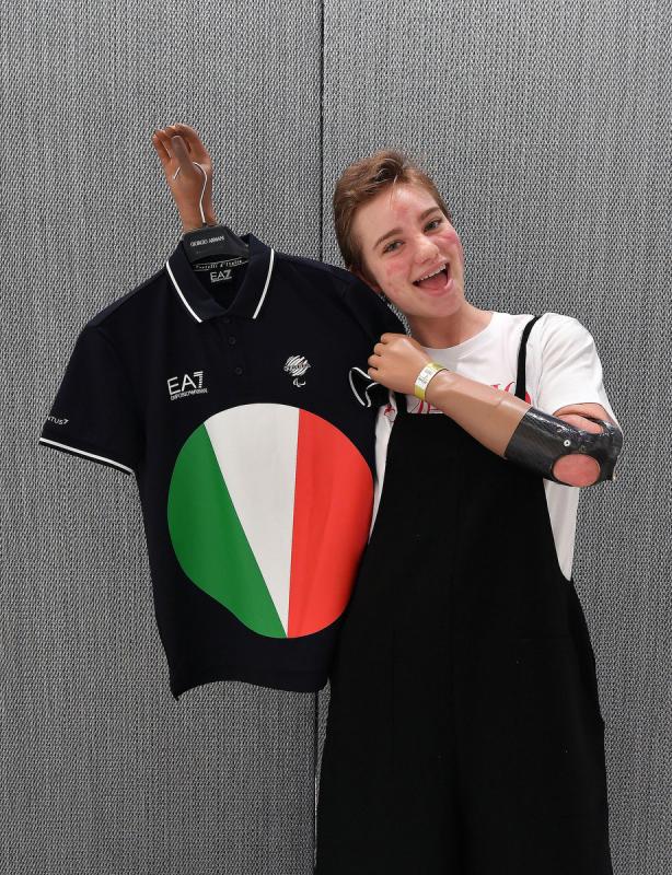 armanifotomezzelanigmtsport005 armanifotomezzelanigmtsport005