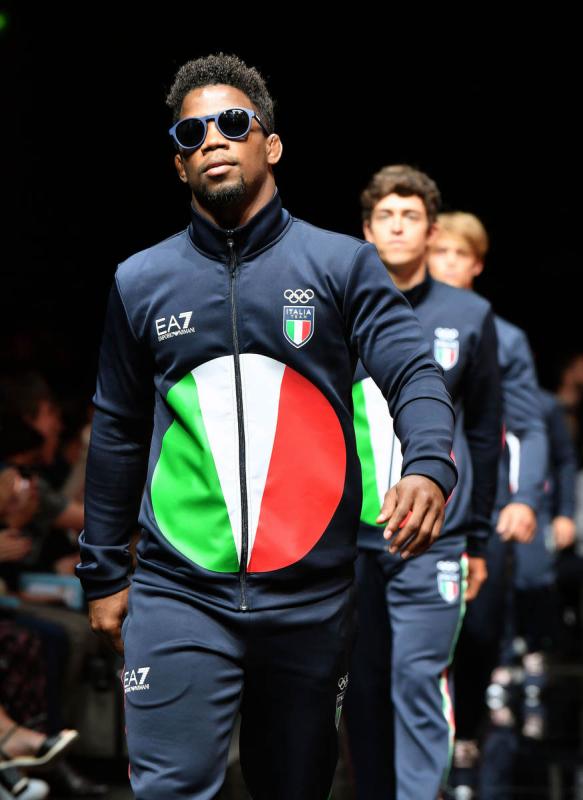 armanifotomezzelanigmtsport086 armanifotomezzelanigmtsport086