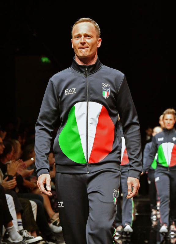 armanifotomezzelanigmtsport090 armanifotomezzelanigmtsport090