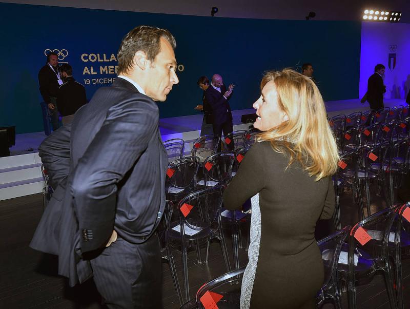 collarimezzelaniferrarogmt003_20171219_1359012371_20171219_1908200183_20171220_1353032386 collarimezzelaniferrarogmt003_20171219_1359012371_20171219_1908200183_20171220_1353032386