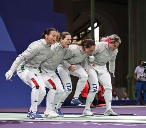 scherma sciabola femminile a squadre ph augusto bizzi agu scherma sciabola femminile a squadre ph augusto bizzi agu