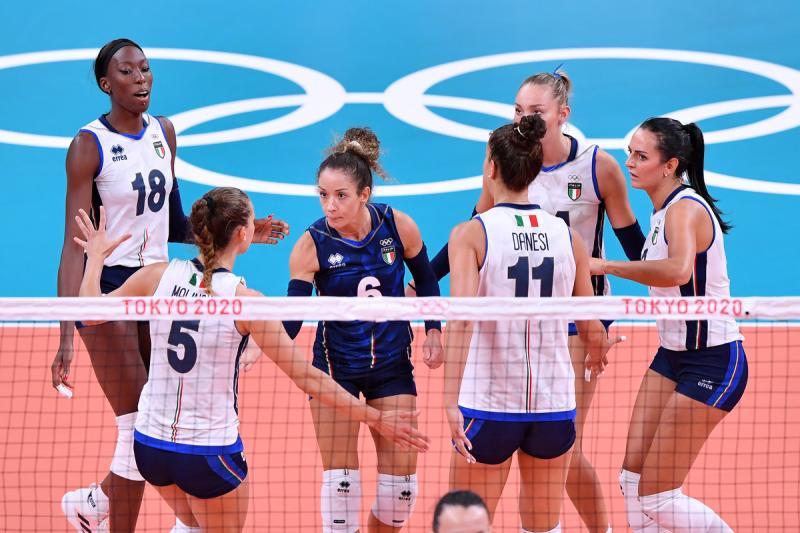 VOLLEY F ITA SRB foto Simone Ferraro GMT SFA_2302 copia VOLLEY F ITA SRB foto Simone Ferraro GMT SFA_2302 copia