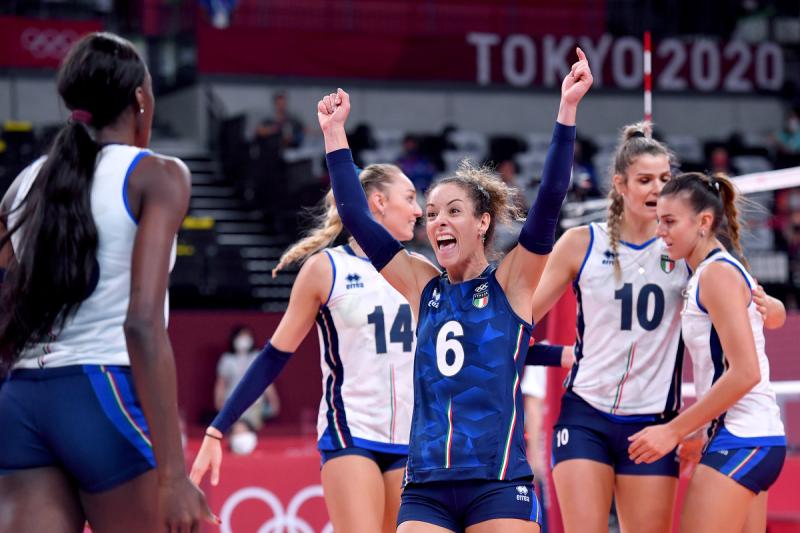 VOLLEY F ITA SRB foto Simone Ferraro GMT SFA_2725A copia VOLLEY F ITA SRB foto Simone Ferraro GMT SFA_2725A copia